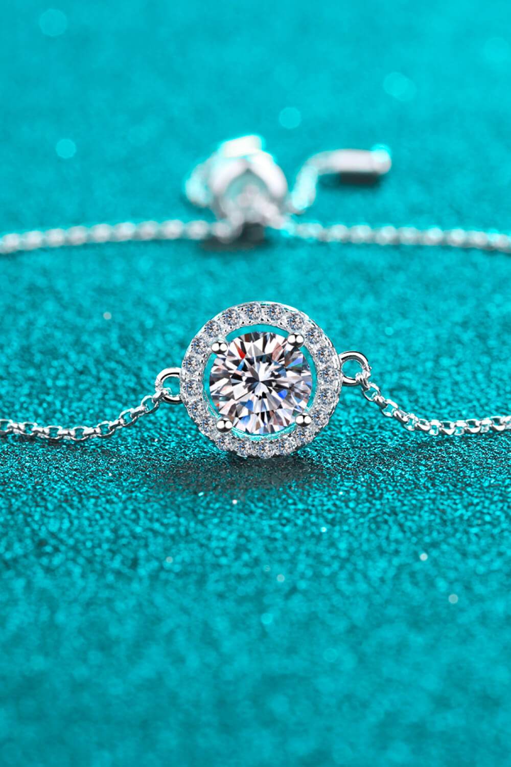 Adored All For Fun 1 Carat Moissanite Bracelet - luxurift