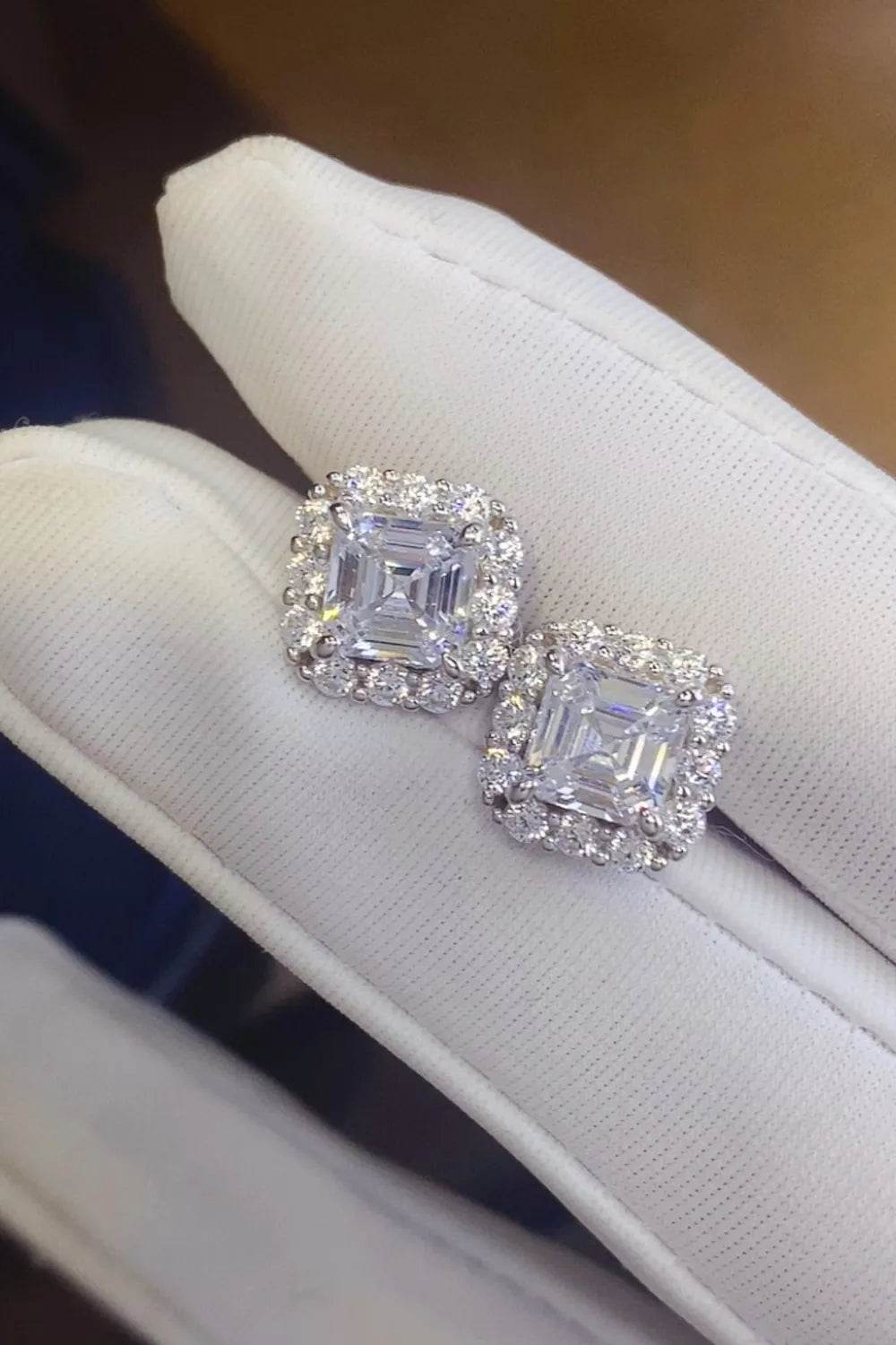 2 Carat Moissanite 925 Sterling Silver Stud Earrings - luxurift