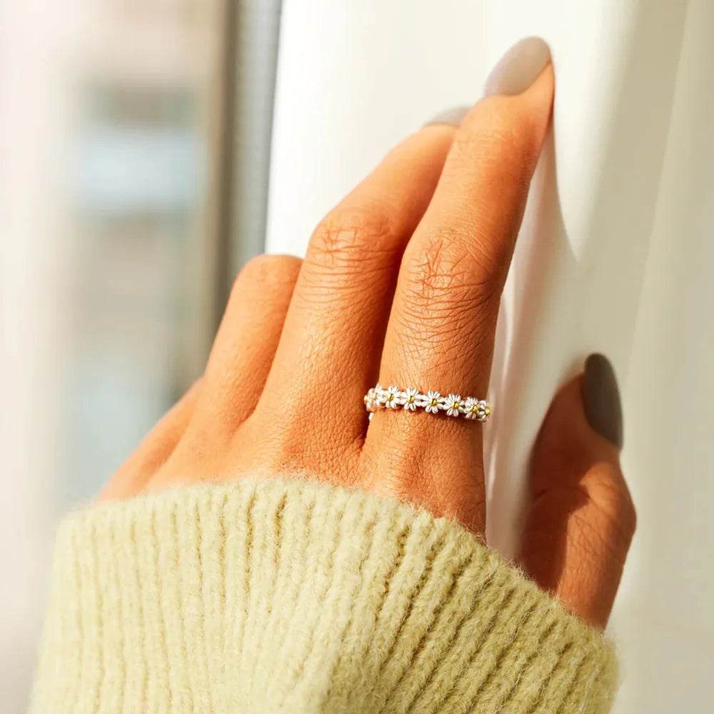 Flower Shape 925 Sterling Silver Ring - luxurift