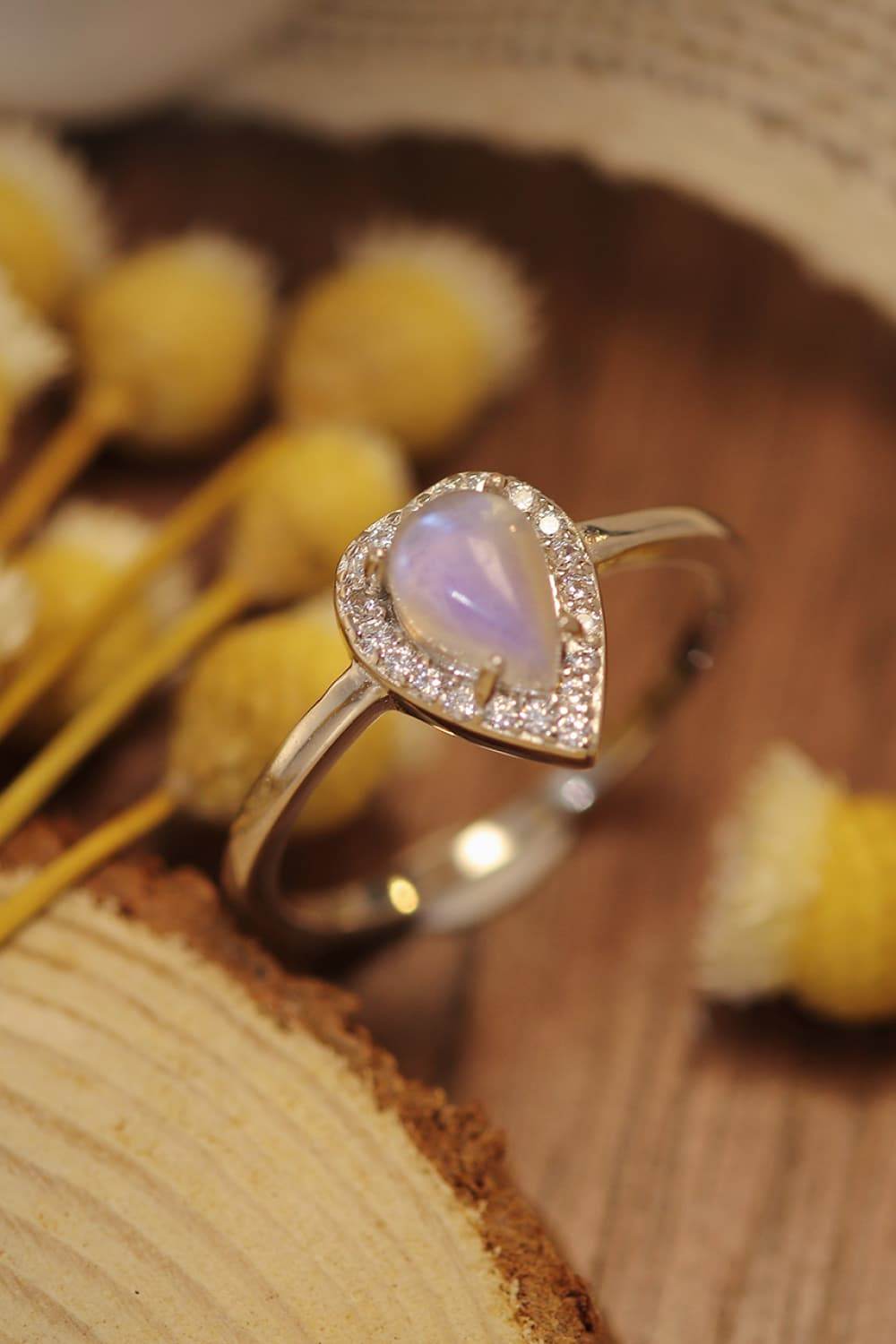 Moonstone Teardrop 925 Sterling Silver Halo Ring - luxurift