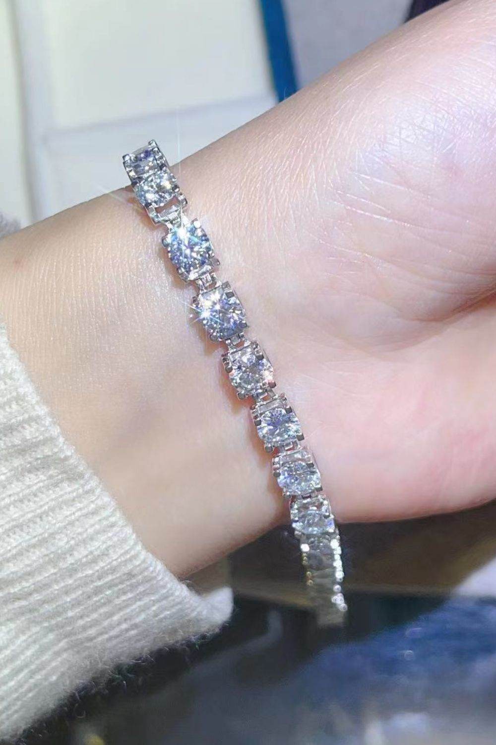 10 Carat Moissanite Platinum-Plated Bracelet - luxurift