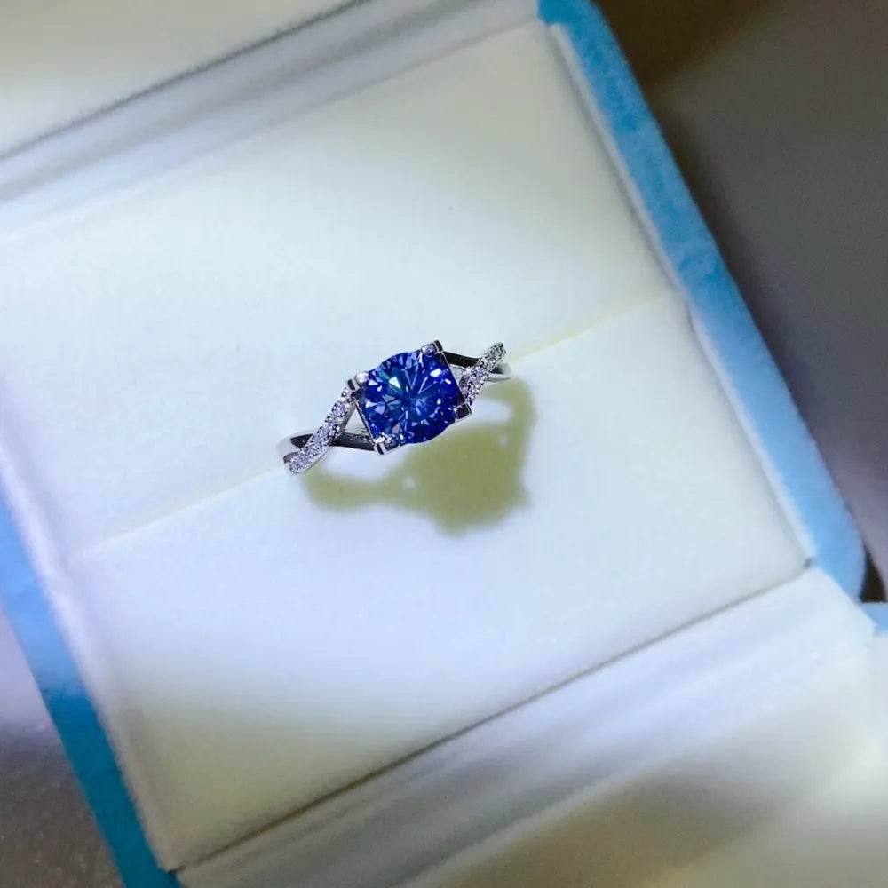 1 Carat Moissanite Crisscross 925 Sterling Silver Ring - luxurift