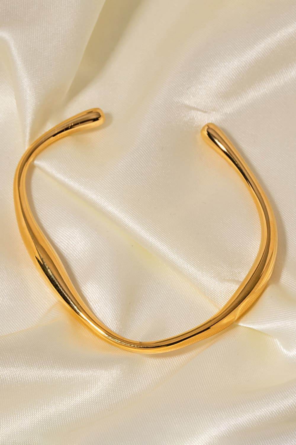 Stainless Steel Open Bracelet - luxurift