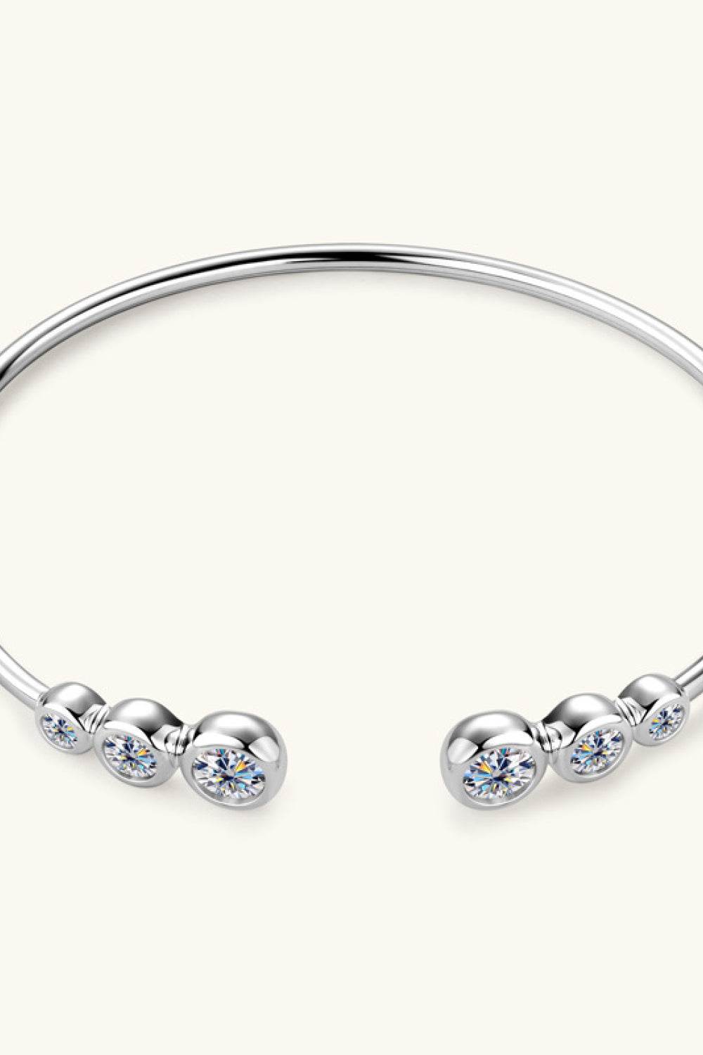 1.8 Carat Moissanite 925 Sterling Silver Bracelet - luxurift