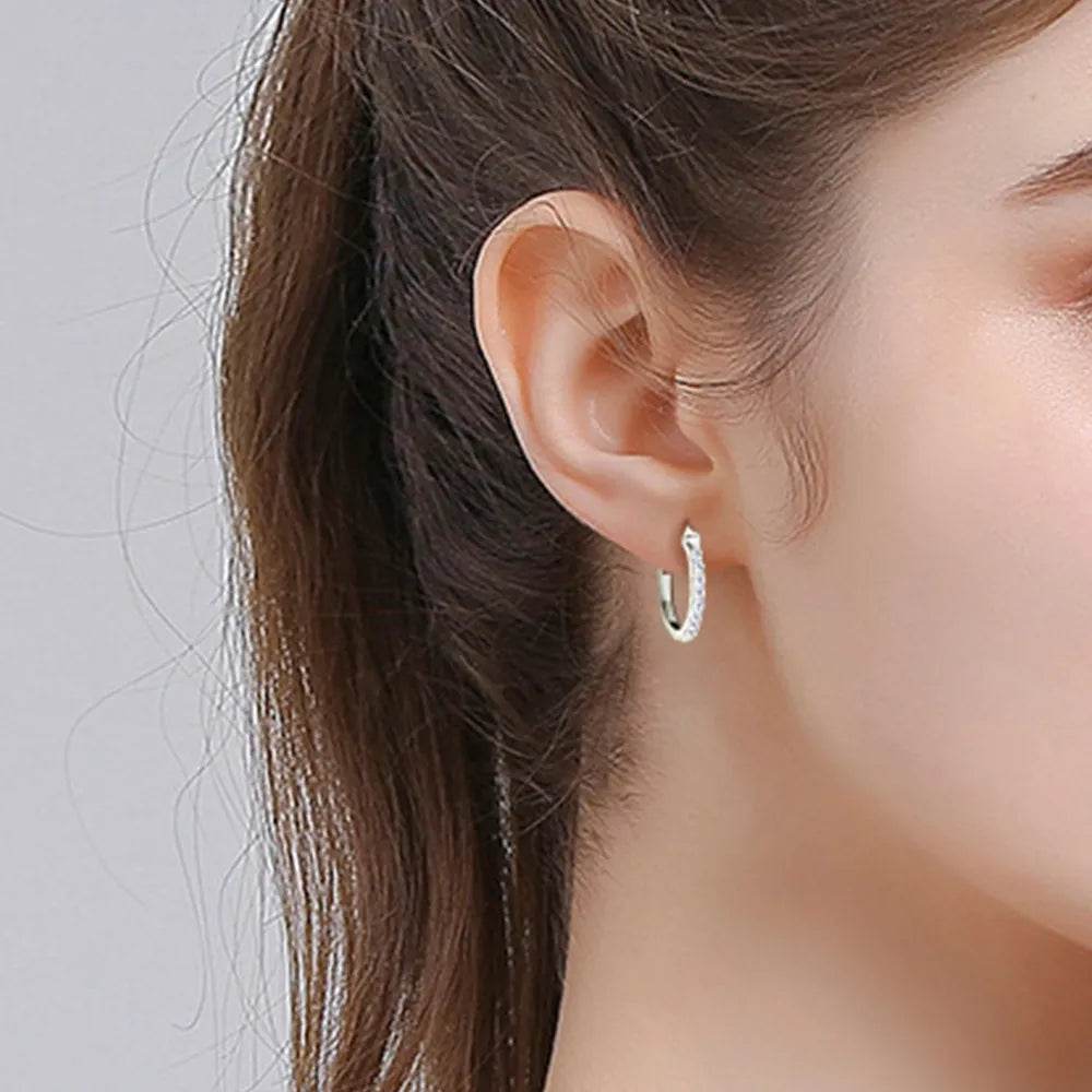 925 Sterling Silver Moissanite Huggie Earrings - luxurift
