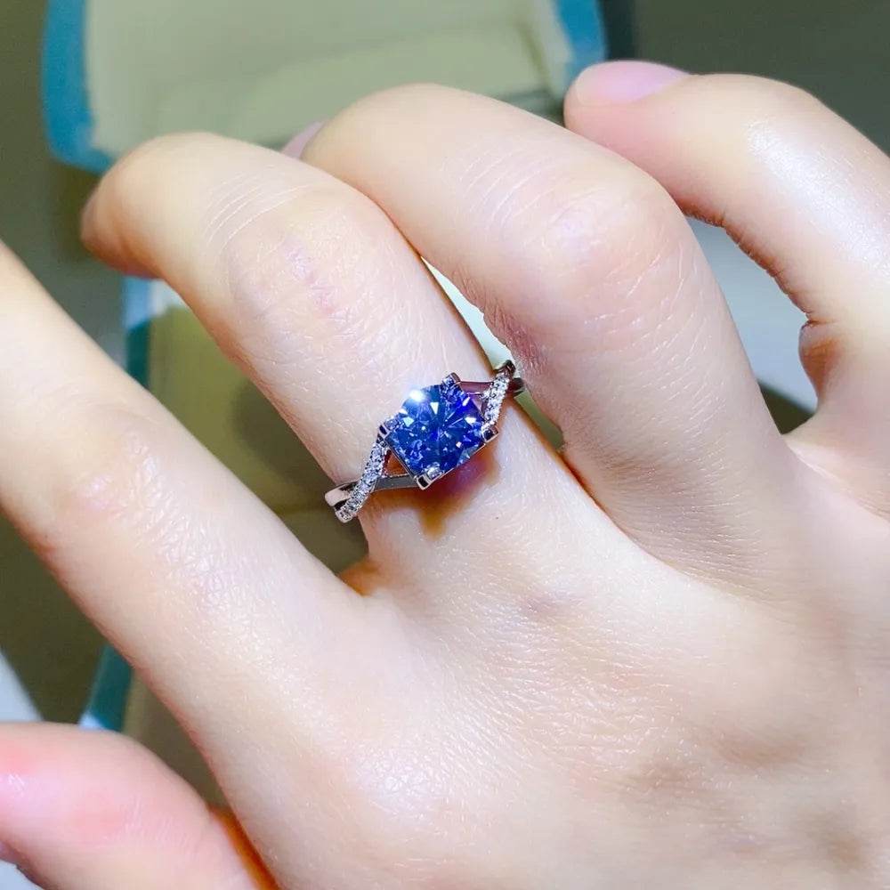 1 Carat Moissanite Crisscross 925 Sterling Silver Ring - luxurift
