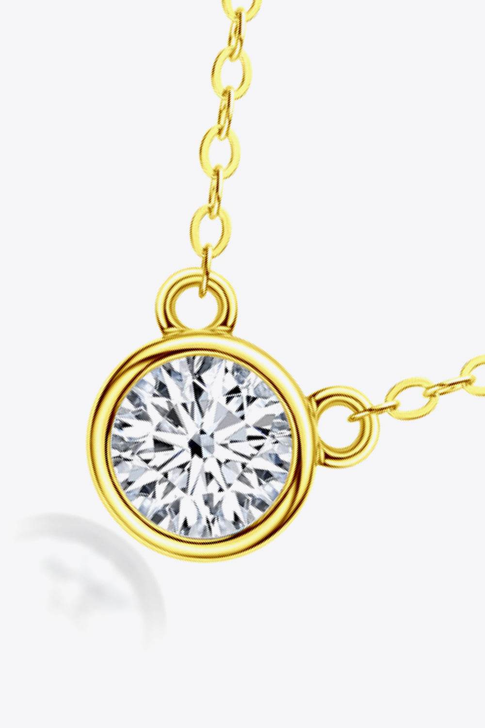 925 Sterling Silver 1 Carat Moissanite Round Pendant Necklace - luxurift