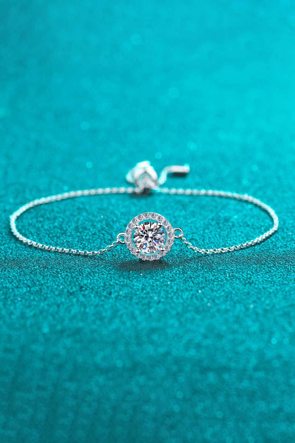 Adored Show You The Way Moissanite Bracelet - luxurift
