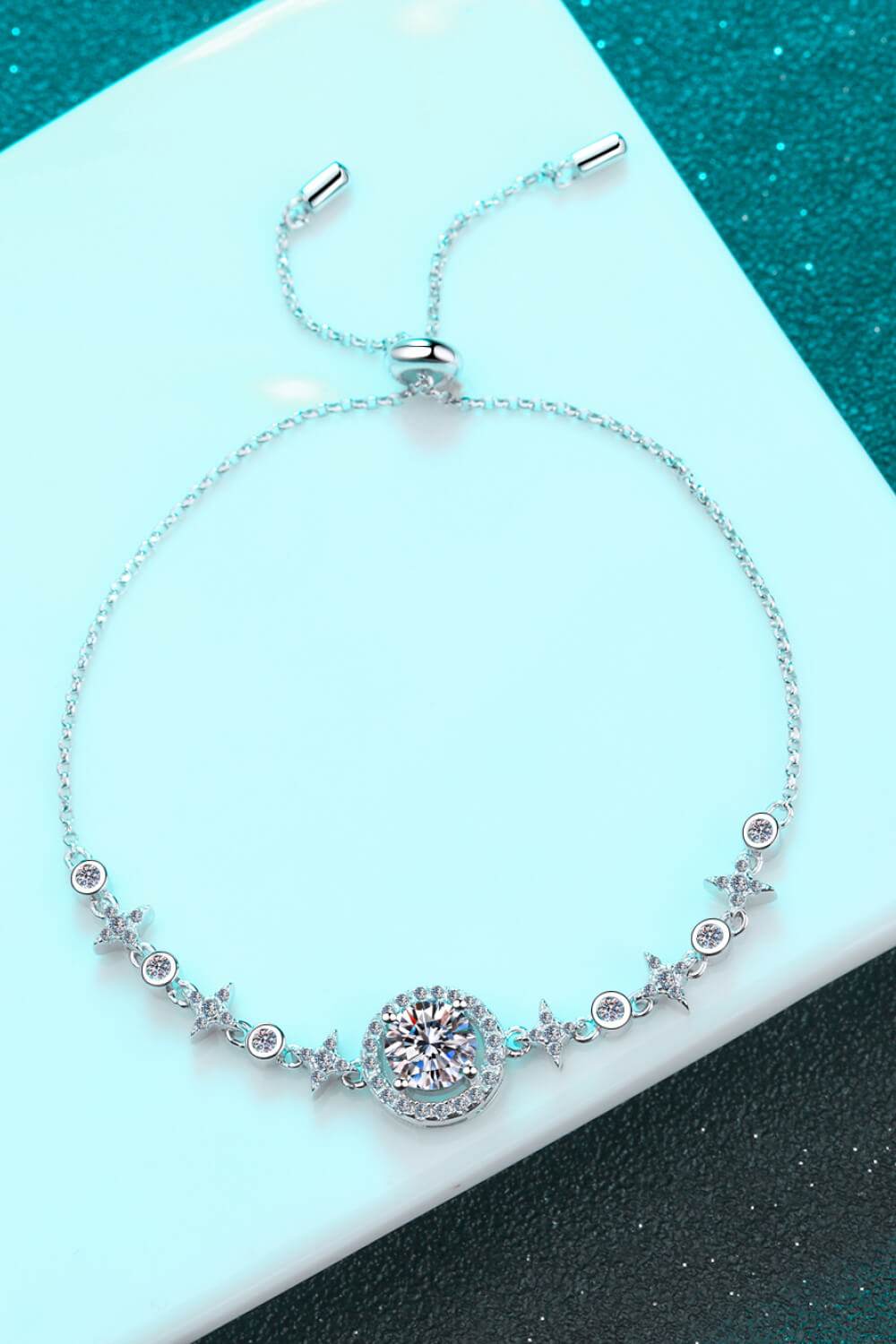 Adored Show You The Way Moissanite Bracelet - luxurift