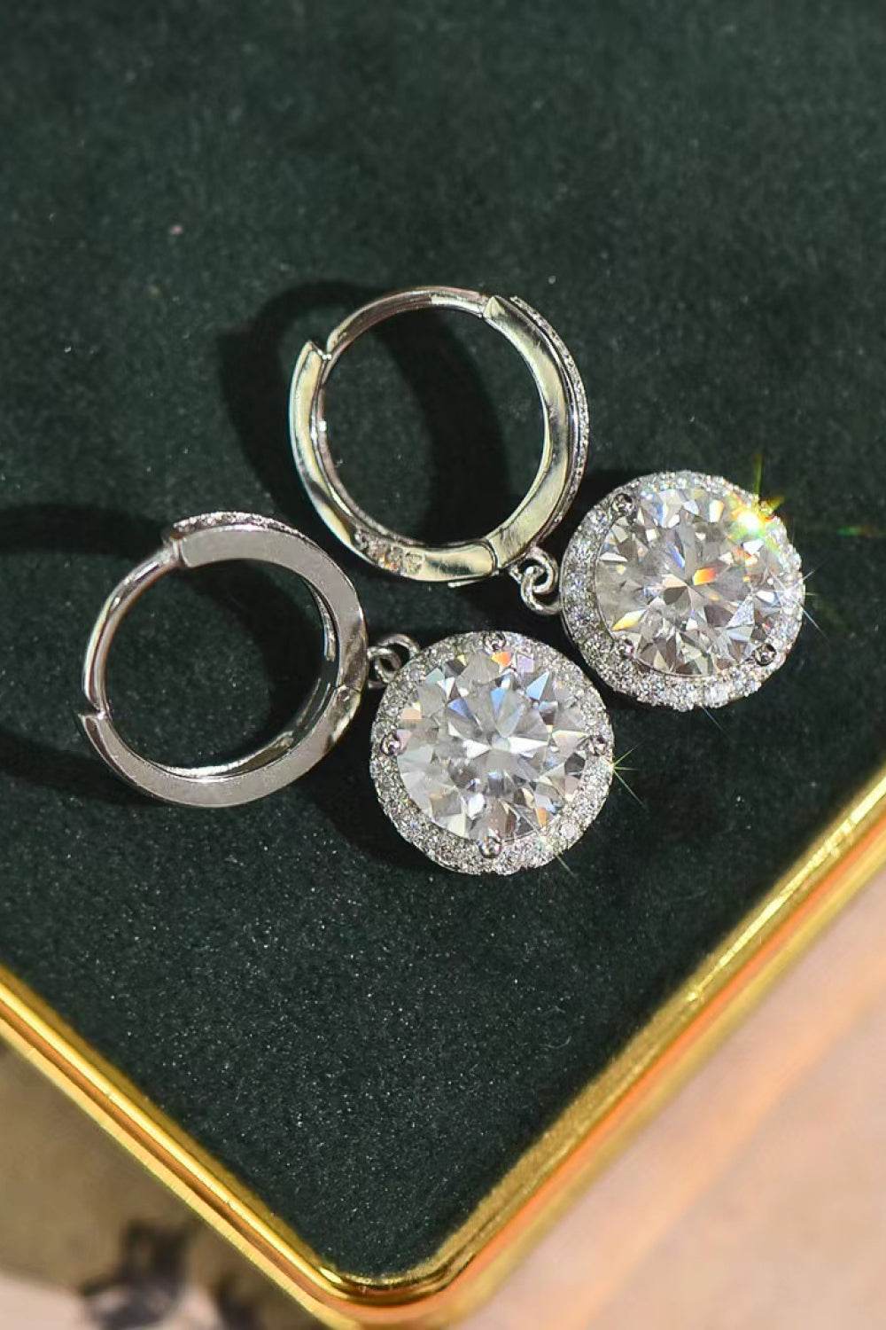 2 Carat Moissanite Round Drop Earrings - luxurift