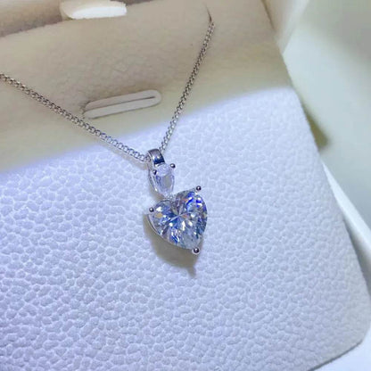 2 Carat Moissanite 925 Sterling Silver Heart Pendant Necklace - luxurift