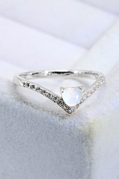 Moonstone Heart-Shaped Ring - luxurift