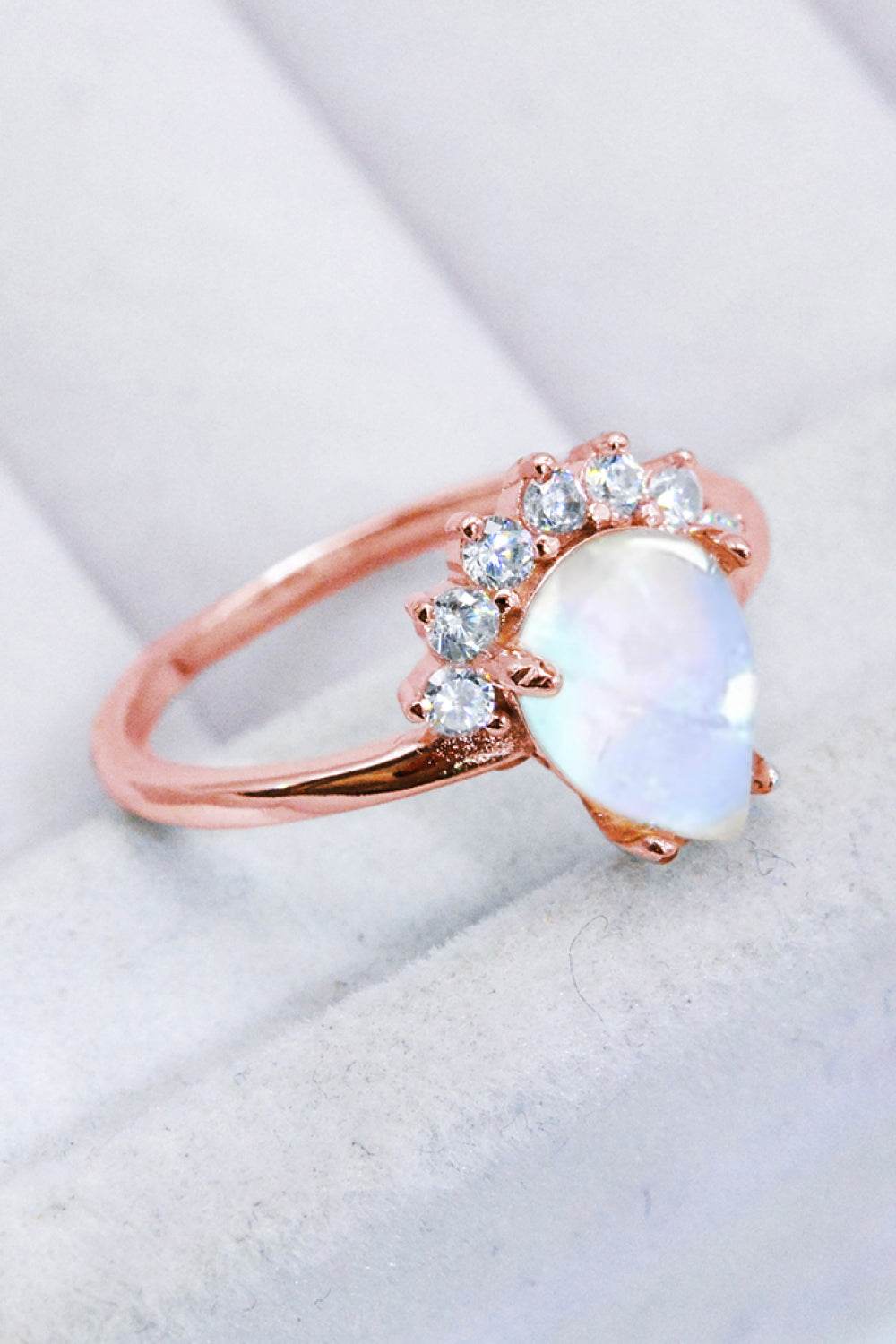 925 Sterling Silver Moonstone Ring - luxurift