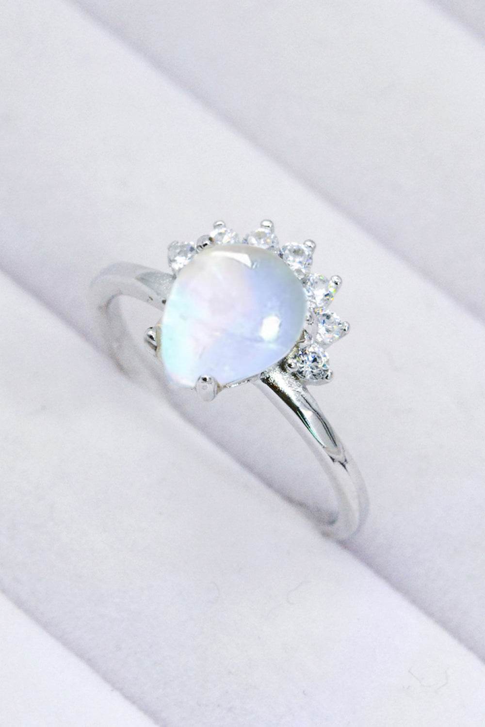 925 Sterling Silver Moonstone Ring - luxurift