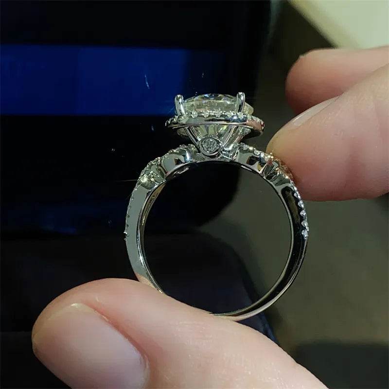 3 Carat 925 Sterling Silver Moissanite Ring - luxurift