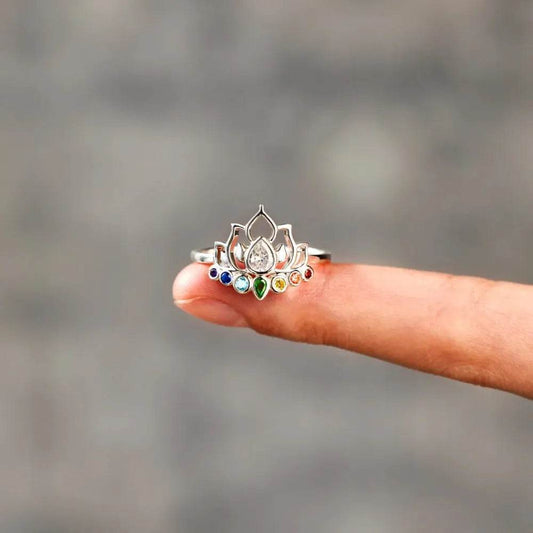 925 Sterling Silver Inlaid Zircon Lotus Shape Ring - luxurift