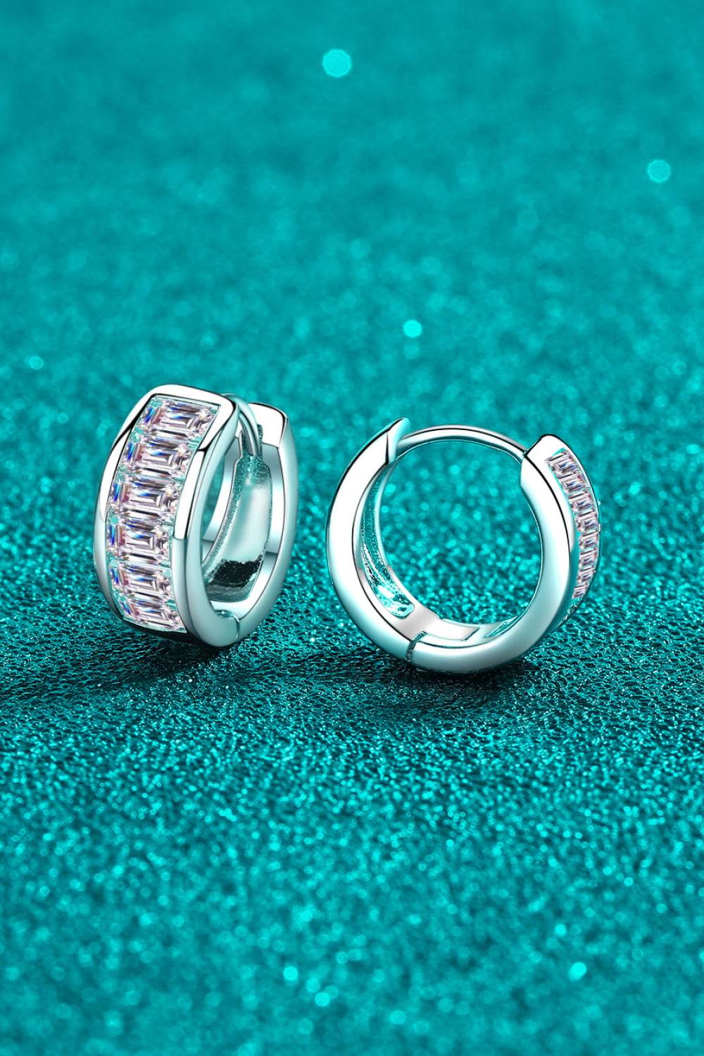 1.8 Carat Moissanite 925 Sterling Silver Huggie Earrings - luxurift
