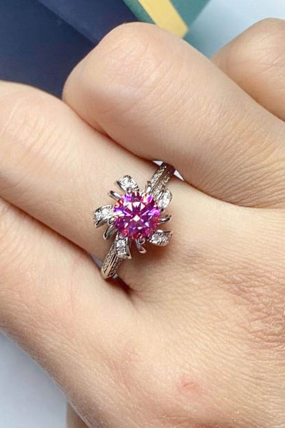 1 Carat Moissanite Flower-Shaped Ring - luxurift