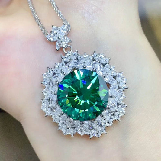 10 Carat Moissanite 925 Sterling Silver Pendant Necklace - luxurift