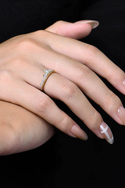 Crown Shape Moissanite Ring - luxurift