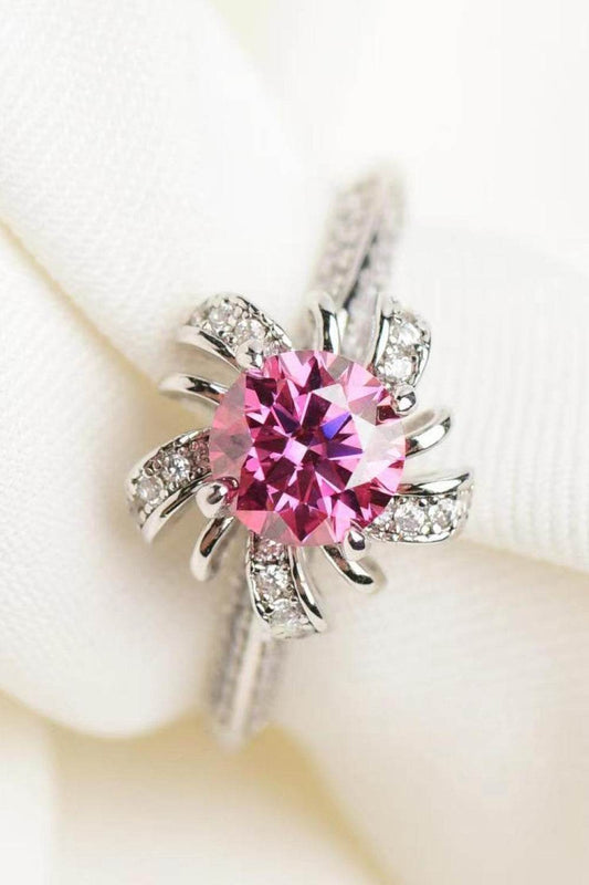 1 Carat Moissanite Flower-Shaped Ring - luxurift