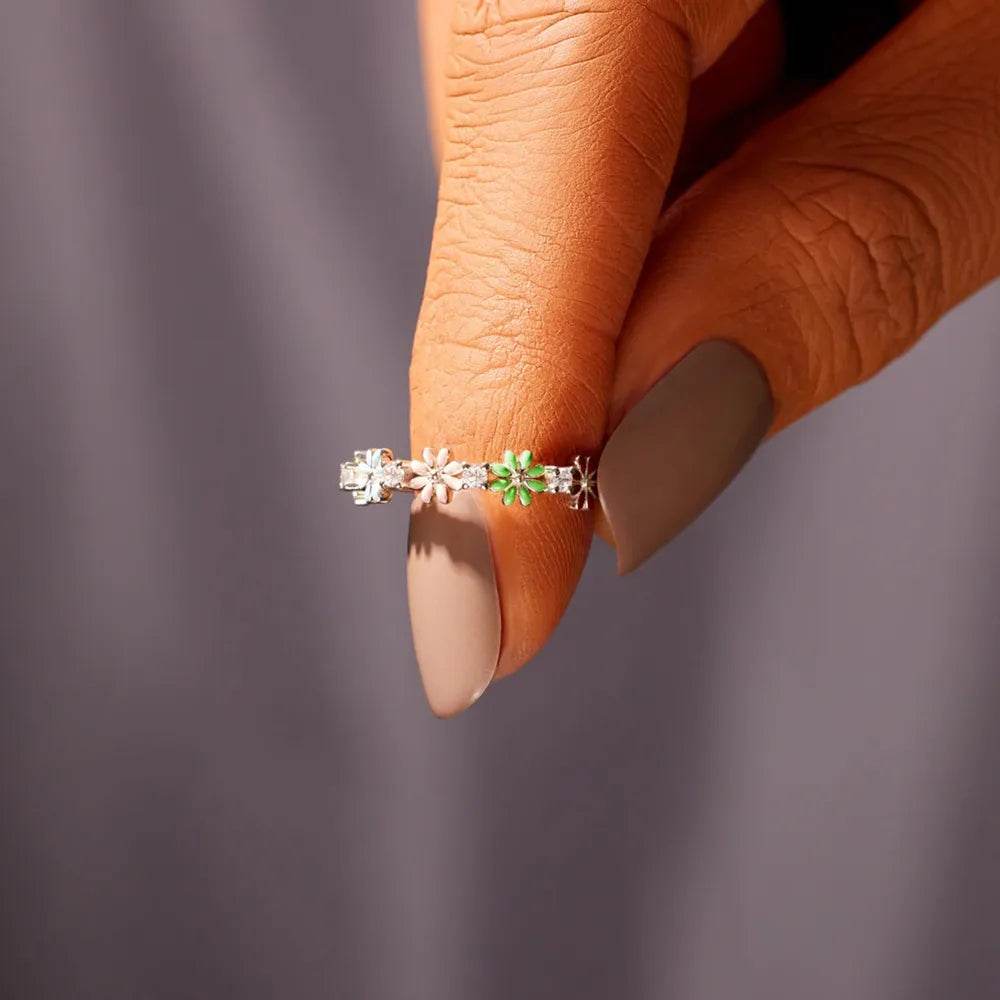 Flower Shape 925 Sterling Silver Zircon Ring - luxurift