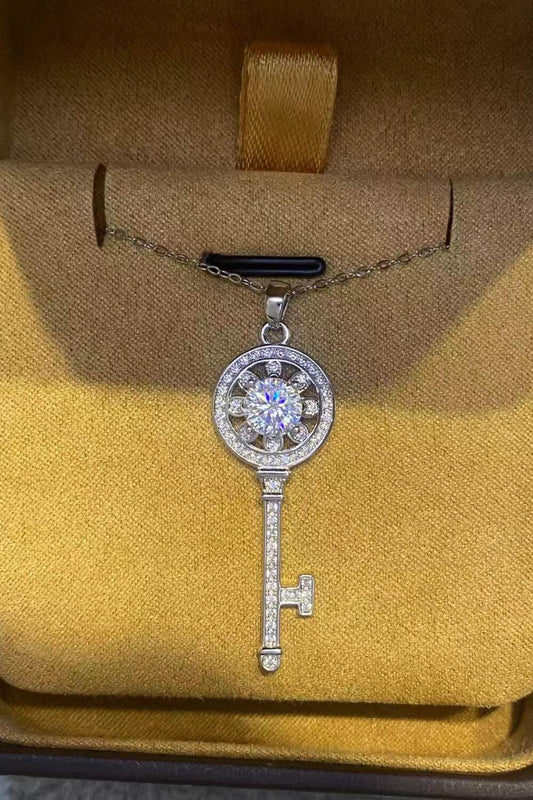 1 Carat Moissanite Platinum-Plated Key Pendant Necklace - luxurift