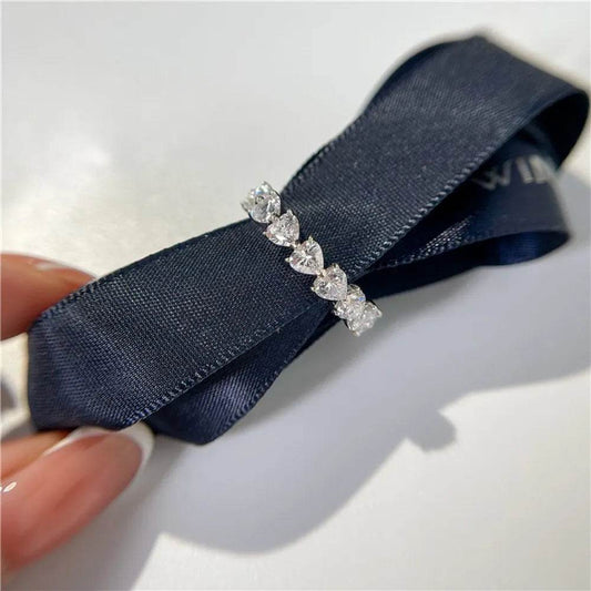 2.1 Carat 925 Sterling Silver Moissanite Heart Ring - luxurift