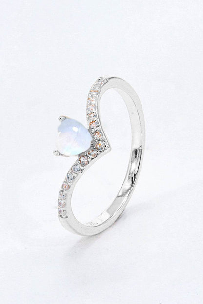 Moonstone Heart-Shaped Ring - luxurift