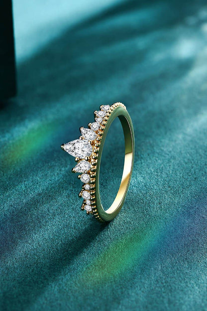 Crown Shape Moissanite Ring - luxurift