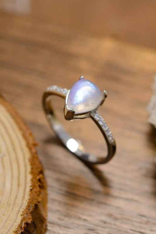 High Quality Natural Moonstone Teardrop Side Stone Ring - luxurift